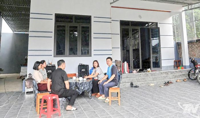 Nhờ nguồn hỗ trợ từ Chương trình xóa nhà tạm, nhà dột nát của tỉnh Thái Nguyên, gia đình anh Nông Ngọc Hòa, xã Na Rì đã hoàn thành ngôi nhà mới.