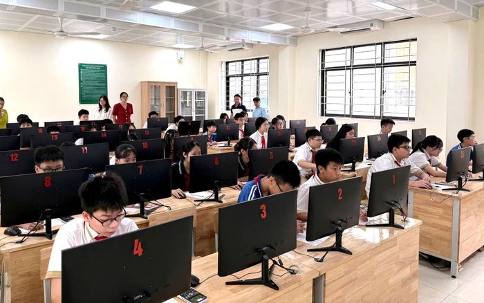 Bộ GD&ĐT đề xuất cho học sinh trung học cơ sở, trung học phổ thông kiểm tra trên máy tính.