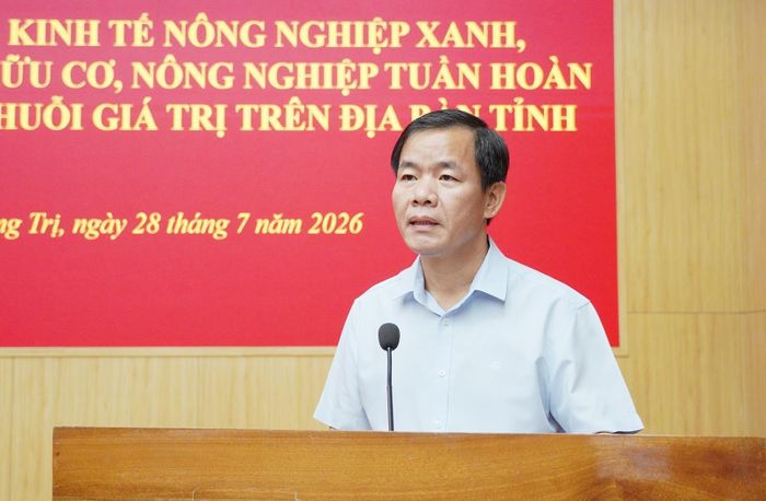 Bí thư Tỉnh ủy Nguyễn Văn Phương phát biểu chị đạo hội nghị.