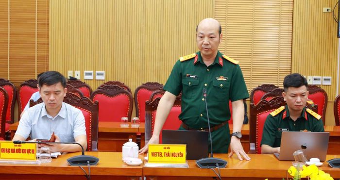 Đại diện Viettel Thái Nguyên phát biểu tham luận tại Hội nghị. Ảnh: Trần Huyền - Mạnh Thắng