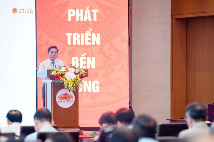 Phó Chủ tịch Quốc hội, Thượng tướng Nguyễn Doãn Anh phát biểu bế mạc Diễn đàn. Ảnh: Phạm Thắng