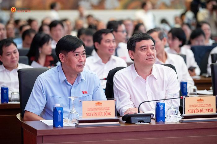 Các đại biểu tham dự Diễn đàn. Ảnh: Phạm Thắng