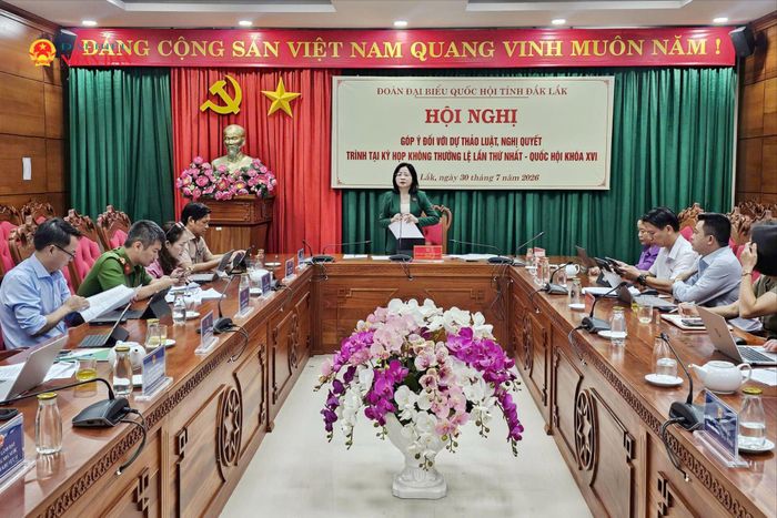 Quang cảnh hội nghị