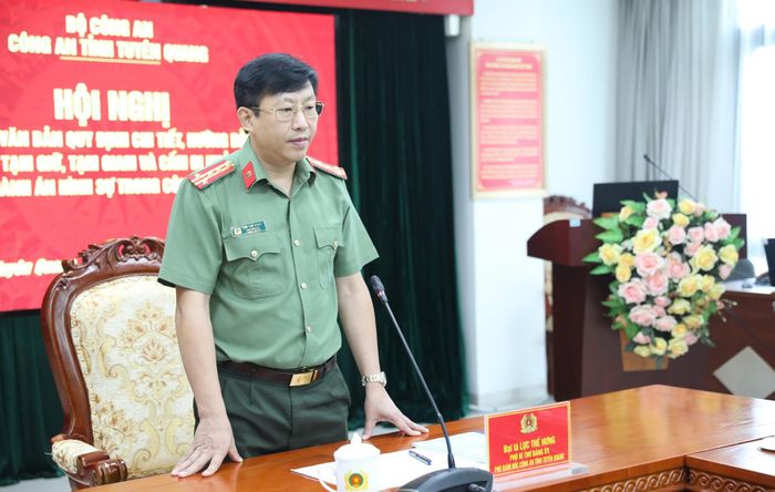 Phó Giám đốc Công an tỉnh Đại tá Lục Thế Hưng phát biểu chỉ đạo tại hội nghị.