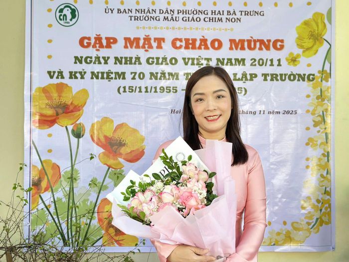 Cô Nguyễn Thị Thanh Loan, Hiệu trưởng Trường Mẫu giáo Chim Non (phường Hai Bà Trưng, Hà Nội). Ảnh: NVCC