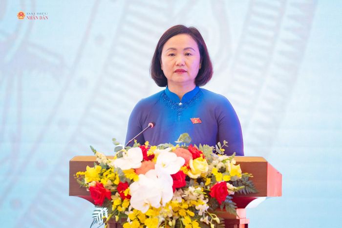 Phó Chủ nhiệm Ủy ban Kinh tế và Tài Chính Phạm Thúy Chinh phát biểu. Ảnh: Phạm Thắng