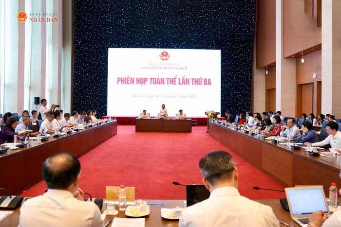 Toàn cảnh phiên họp
