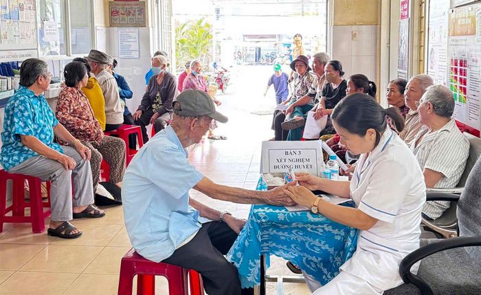 TP. Đồng Nai gỡ vướng để tăng tốc triển khai khám sức khỏe miễn phí toàn dân. Ảnh: TYT