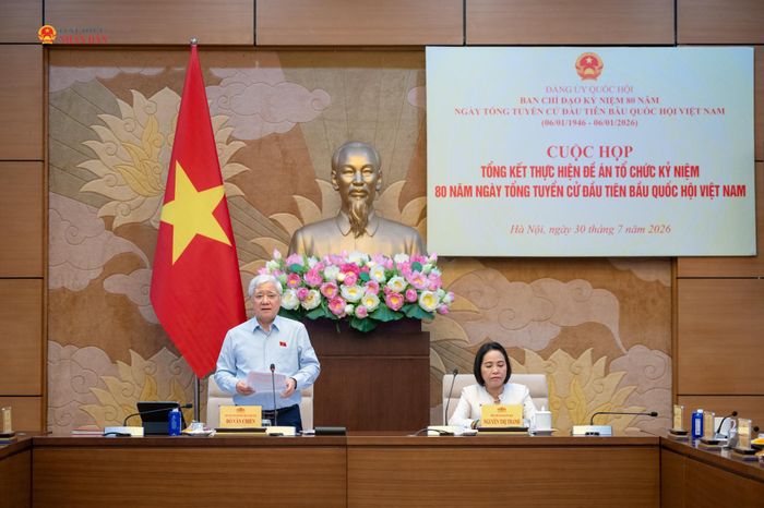 Phó Chủ tịch Thường trực Quốc hội Đỗ Văn Chiến - Phó Trưởng ban Thường trực Ban Chỉ đạo kỷ niệm 80 năm Quốc hội Việt Nam chủ trì cuộc họp
