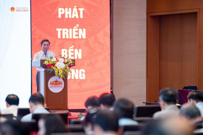 Phó Chủ tịch Quốc hội, Phó Trưởng Ban Thường trực Ban Tổ chức Diễn đàn, Thượng tướng Nguyễn Doãn Anh phát biểu bế mạc Diễn đàn