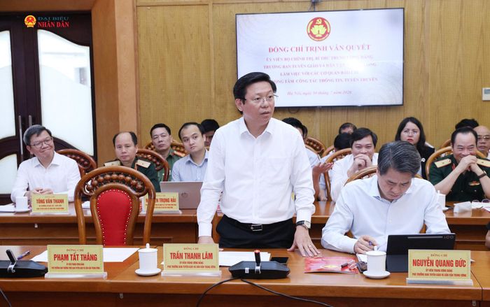 Phó Trưởng Ban Tuyên giáo và Dân vận Trung ương Trần Thanh Lâm phát biểu