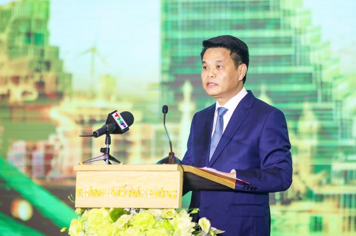 Bí thư Thành ủy Hải Phòng Lê Ngọc Châu phát biểu tại hội nghị. Ảnh BTC.