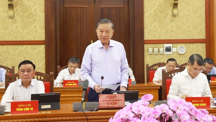 Tổng Bí thư, Chủ tịch nước Tô Lâm nhấn mạnh, Nghị quyết Đại hội XIV của Đảng và các nghị quyết của Trung ương đều nhấn mạnh yêu cầu chiến lược về đổi mới mô hình phát triển, mô hình tăng trưởng.
