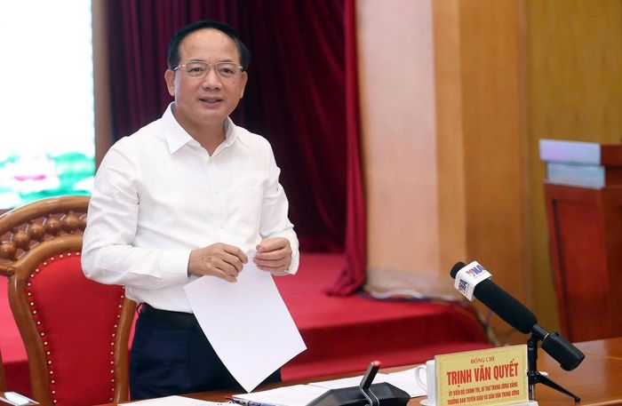 Trưởng ban Tuyên giáo và Dân vận Trung ương đề nghị cơ quan báo chí phải có văn phong riêng, có phương pháp làm báo riêng.