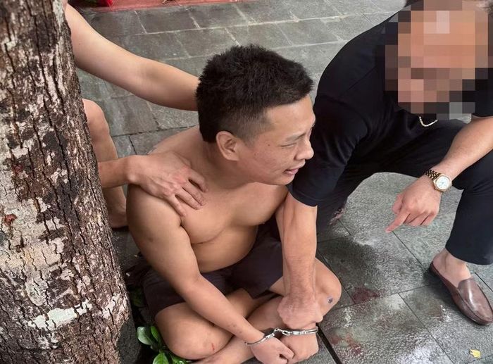Ngô Văn Long khi bị bắt giữ.