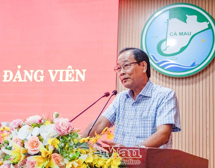 Đồng chí Huỳnh Văn Hiền, Bí thư Đảng ủy xã Đầm Dơi, cho biết, Đảng bộ xã đã chủ động xây dựng nguồn ngay từ đầu nhiệm kỳ, đồng thời cụ thể hóa chỉ tiêu, kế hoạch phát triển đảng viên theo từng năm.