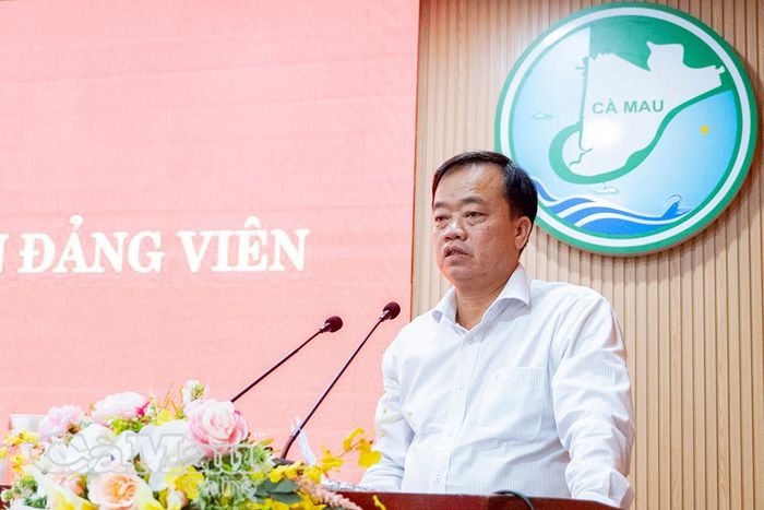 Đồng chí Huỳnh Quốc Việt, Phó Bí thư Thường trực Tỉnh ủy phát biểu kết luận hội nghị.