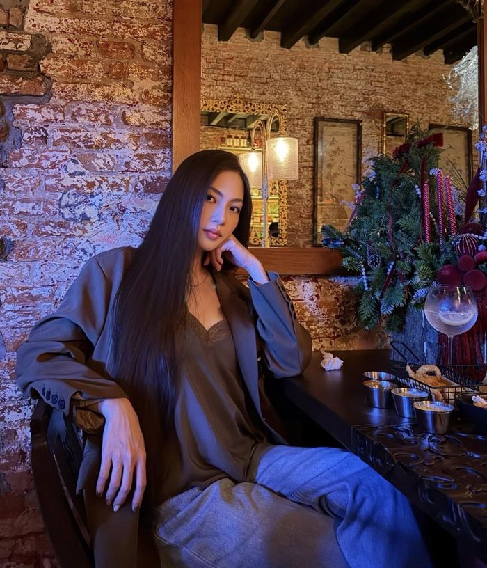Uyên Endy kém Ngô Kiến Huy 9 tuổi. Ảnh: FBNV