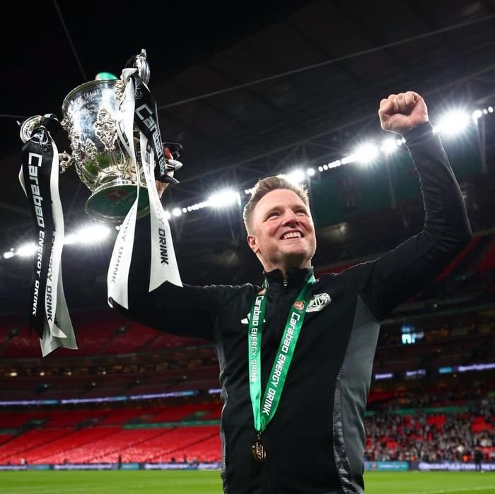 Eddie Howe là người giúp Newcastle giải cơn khát danh hiệu sau 70 năm