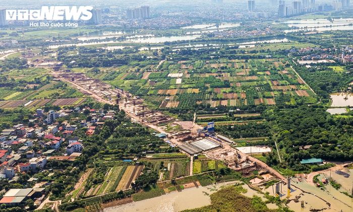 Theo báo cáo cập nhật ngày 1/7, Hà Nội đã hoàn thành công tác giải phóng mặt bằng toàn bộ 32,6 ha của dự án. Trong khi đó, Hưng Yên đã bàn giao hơn 56% diện tích phục vụ thi công.
