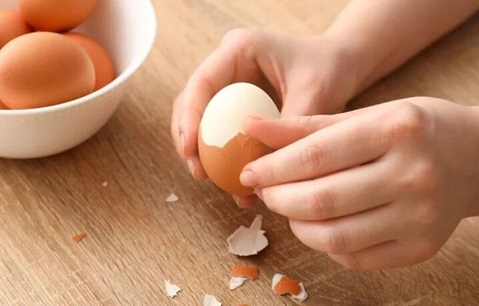 Nhiều người e ngại trứng vì chứa nhiều cholesterol. (Ảnh minh họa)