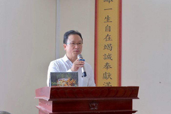 TS Nguyễn Văn Thanh, Trưởng Ban Dân tộc, Tôn giáo (Ủy ban Trung ương MTTQ Việt Nam) chia sẻ tại lớp tuyên truyền. Ảnh: Tùng Nguyễn.