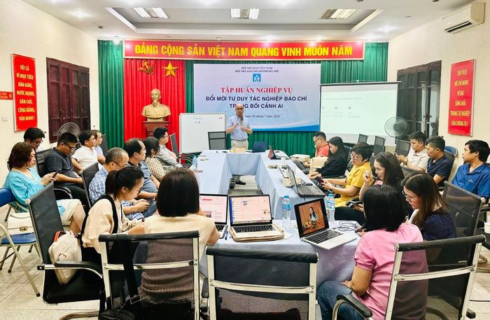 Toàn cảnh lớp tập huấn. Ảnh: Hoàng Lân