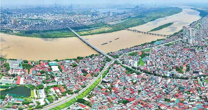 Quy hoạch tổng thể Thủ đô Hà Nội tầm nhìn 100 năm xác định sông Hồng là trục xanh, trục cảnh quan trung tâm và trục phát triển chiến lược. Ảnh: Phạm Hùng