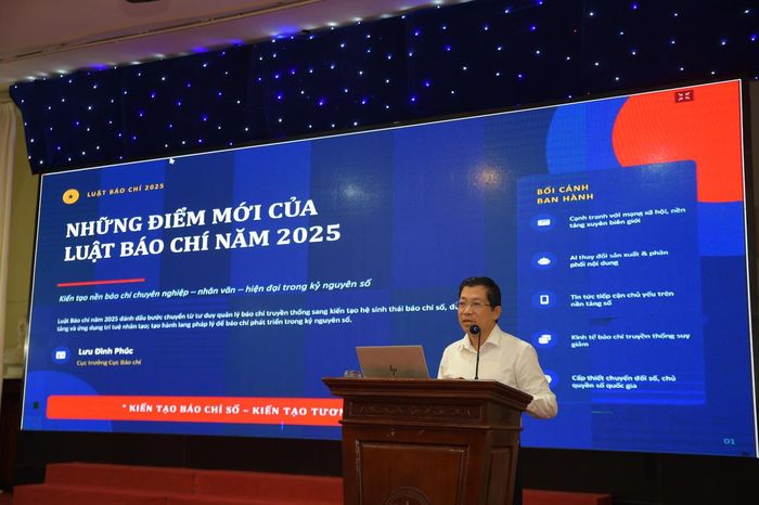 Ông Lưu Đình Phúc, Cục trưởng Cục Báo chí trình bày những điểm mới của Luật Báo chí 2025.