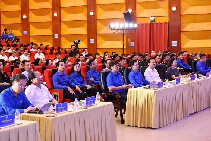 Đại biểu tham dự hội nghị quán triệt Nghị quyết Đại hội. Ảnh: PV