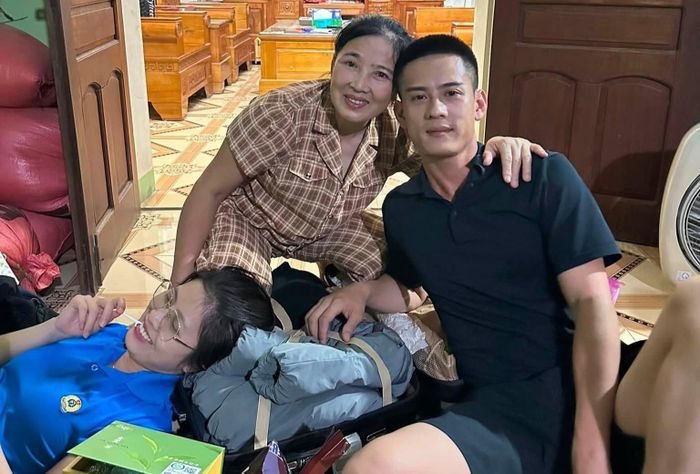 Bá Trình quyết định về hẳn sau 7 năm làm ăn ở nước ngoài. 