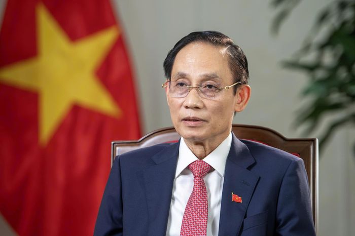  Bộ trưởng Lê Hoài Trung cho biết Hội nghị Ngoại giao lần thứ 33 sẽ quán triệt đường lối đối ngoại Đại hội XIV, đổi mới tư duy, nâng cao hiệu quả thực thi để đối ngoại đóng góp thiết thực hơn cho phát triển đất nước. Ảnh: Việt Linh.