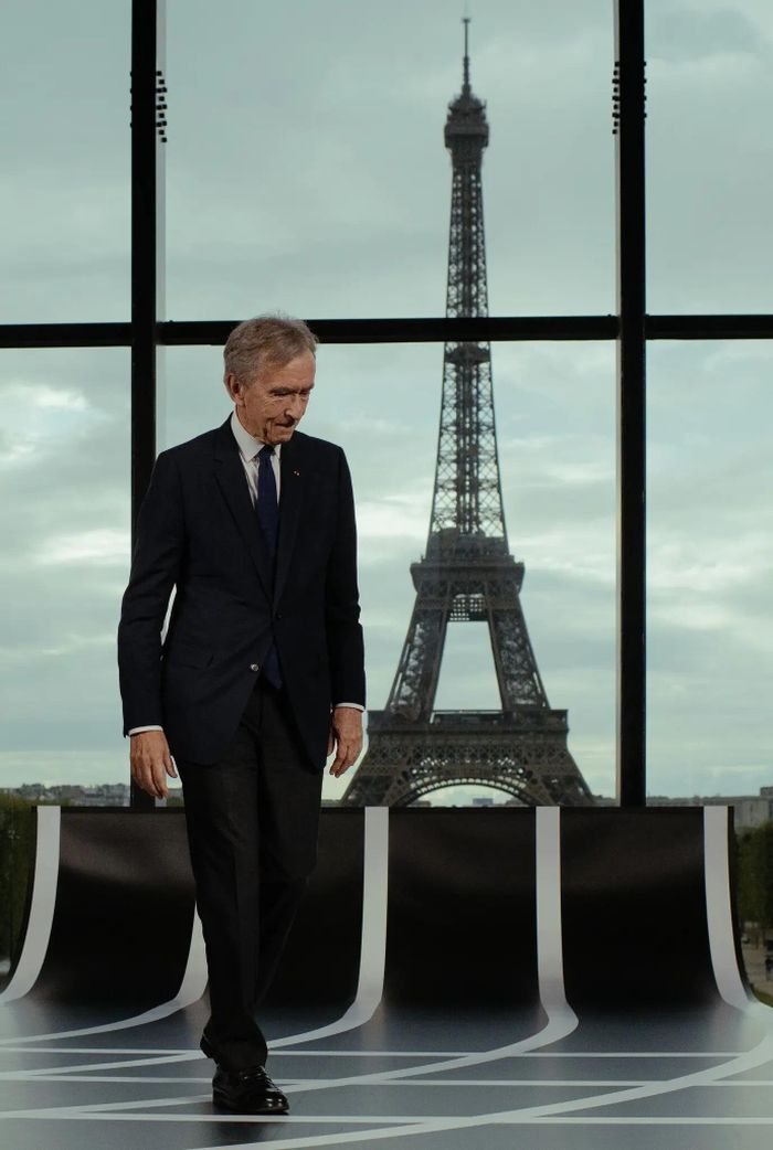  Bernard Arnault chi hàng trăm triệu USD cho Fondation Louis Vuitton, bảo tàng ở Bois de Boulogne và tài trợ cho Thế vận hội Pháp. Ảnh: Dmitry Kostyukov/The New York Times. 