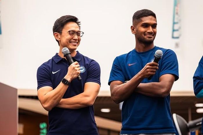  Trận hòa 0-0 trước Việt Nam tiếp tục cho thấy dấu ấn của Gavin Lee trên băng ghế chỉ đạo. Đội tuyển Singapore phòng ngự tổ chức, giữ cự ly chặt chẽ và thậm chí còn tạo ra những pha phản công khiến chủ nhà nhiều lần thót tim ở cuối trận. Ở tuổi 35, HLV trẻ nhất ASEAN Cup đang được kỳ vọng mở ra một chương mới cho bóng đá Singapore sau kỳ tích giành vé dự Asian Cup. 