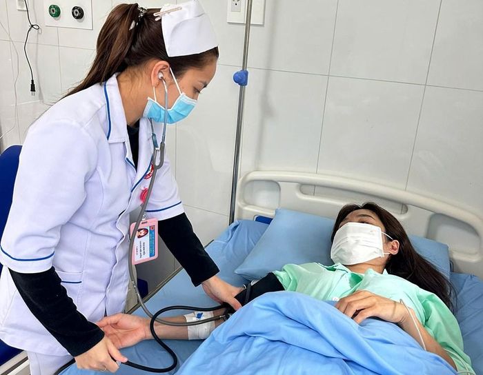 Trên địa bàn tỉnh vừa xảy vụ việc nghi bị ngộ độc thực phẩm liên quan đến bánh mì khiến hơn 80 người phải nhập viện