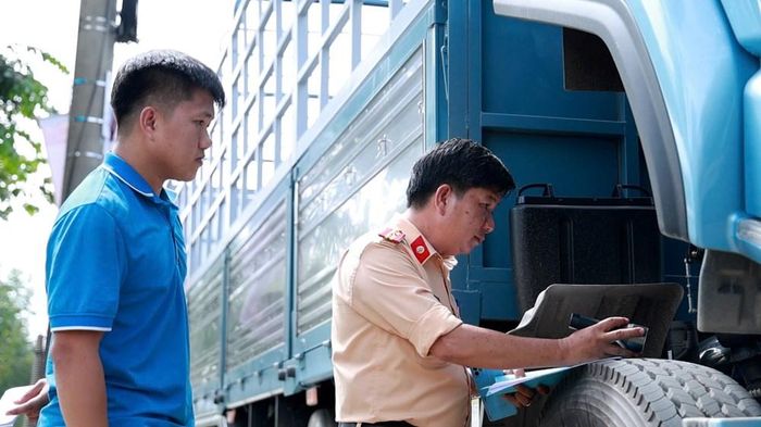 Quy trình số hóa hồ sơ đăng ký phương tiện được thực hiện nhanh chóng