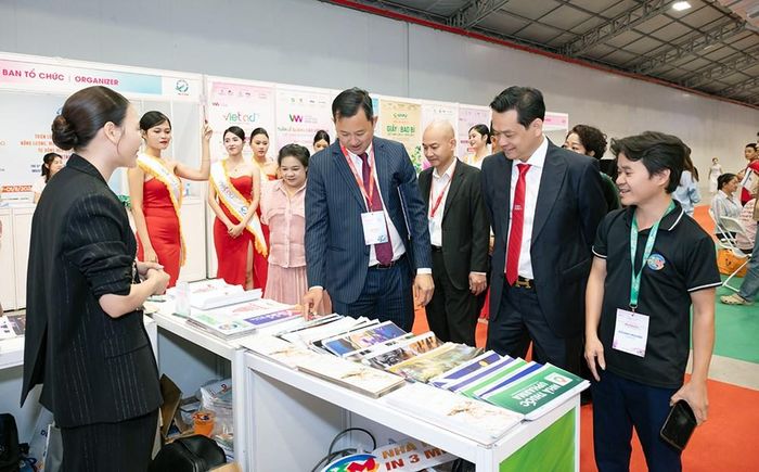 VietAd 2026 quy tụ gần 300 gian hàng với khoảng 500 thương hiệu của các doanh nghiệp trong và ngoài nước