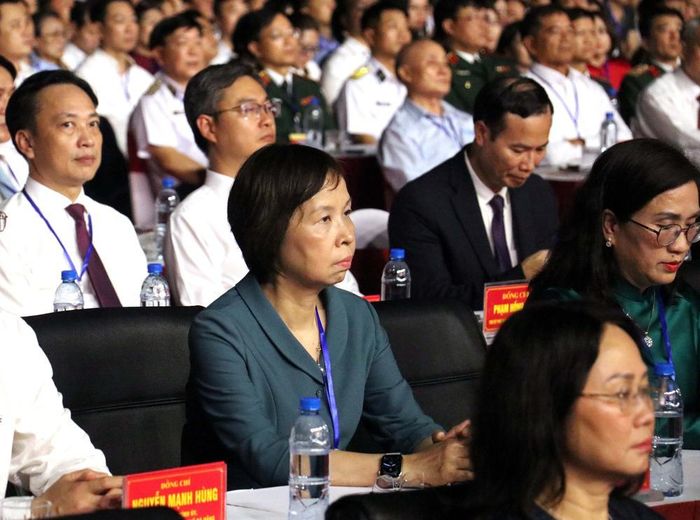 Đại biểu dự Lễ kỷ niệm 300 năm ngày sinh Danh nhân văn hóa Lê Quý Đôn. Ảnh: Đinh Văn Nhiều -TTXVN