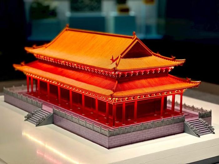 Mô hình Điện Kính Thiên được Viện Nghiên cứu Kinh thành phục dựng là cơ sở bước đầu để tiến tới hoàn thiện diện mạo Điện Kính Thiên tại Trung tâm Hoàng thành Thăng Long.
