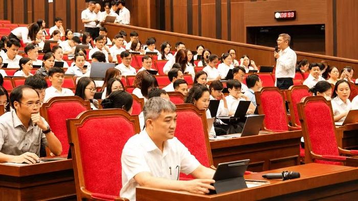 Một buổi tập huấn về thí điểm Nền tảng Quản lý án toàn trình của Tòa án nhân dân tối cao. (Ảnh: TL)