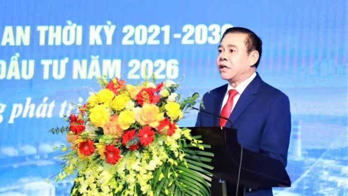 Chủ tịch Ủy ban nhân dân tỉnh Nghệ An Võ Trọng Hải phát biểu khai mạc hội nghị.