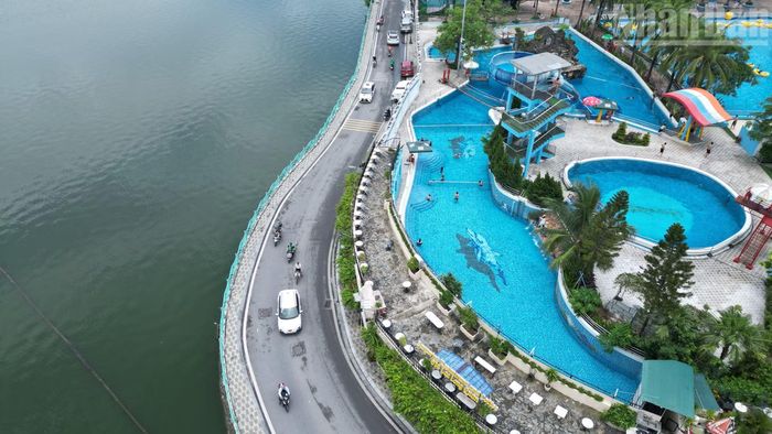 Không chỉ góp phần hoàn thiện hạ tầng giao thông và không gian công cộng, dự án còn hướng tới gìn giữ "lá phổi xanh" của Thủ đô, phát huy những giá trị lịch sử, văn hóa và sinh thái đã gắn bó với Hồ Tây qua hàng nghìn năm hình thành và phát triển.