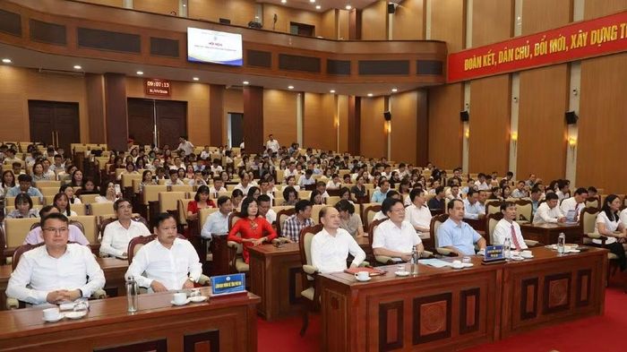 Các đại biểu tham dự hội nghị công bố kết quả sơ bộ tổng điều tra kinh tế năm 2026.