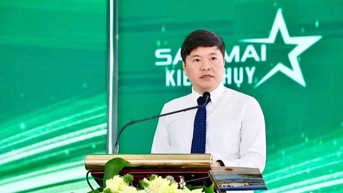 Phó Chủ tịch Ủy ban nhân dân thành phố Hải Phòng Hoàng Minh Cường phát biểu tại lễ khởi công.