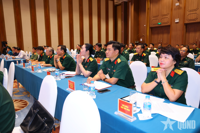 Các đại biểu tham dự hội nghị. 