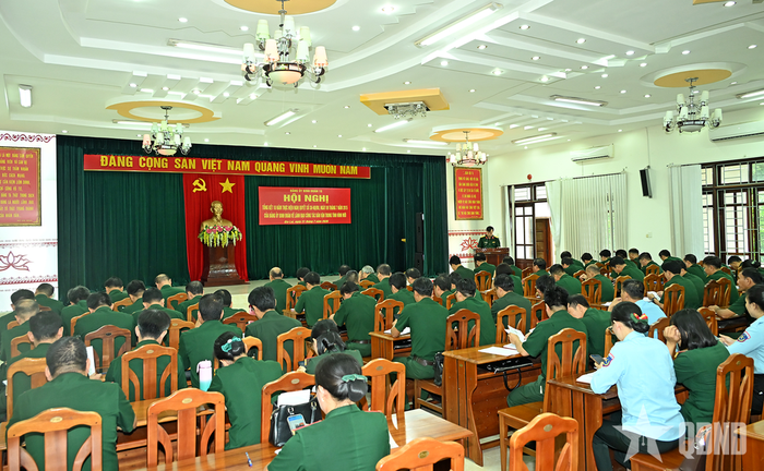  Quang cảnh hội nghị.