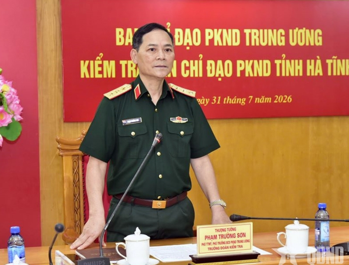 Thượng tướng Phạm Trường Sơn kết luận buổi kiểm tra. 