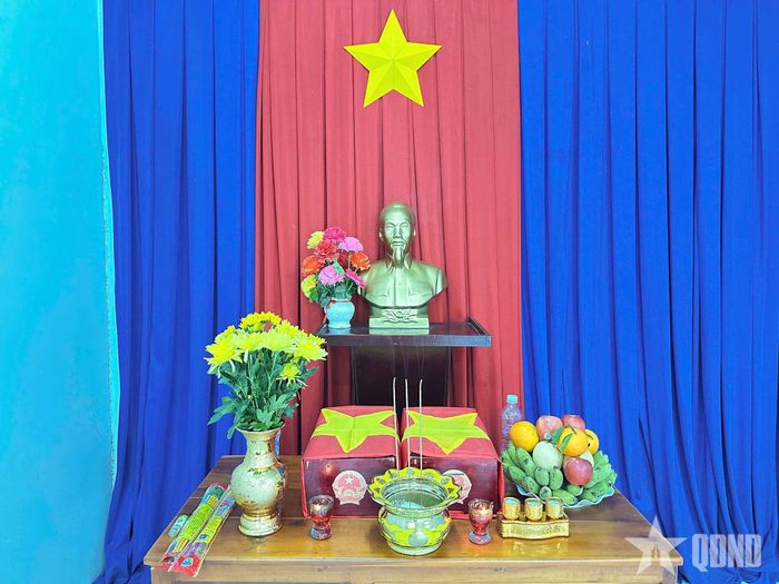 Hài cốt liệt sĩ được đưa về trụ sở văn phòng khu phố Lộc Châu, phường An Tịnh để bảo quản. 