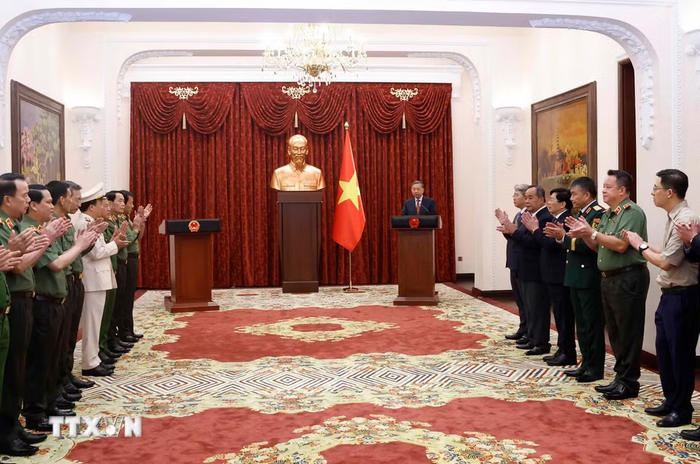 Tổng Bí thư, Chủ tịch nước Tô Lâm phát biểu giao nhiệm vụ. 