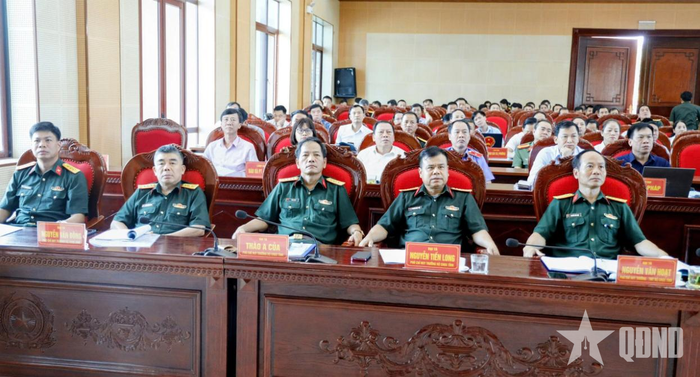 Các đại biểu tham dự hội nghị.